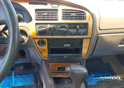 1996 Toyota Camry Dx/Le/Xle из США, поврежденный, VIN 4T1BG12K0TU675266